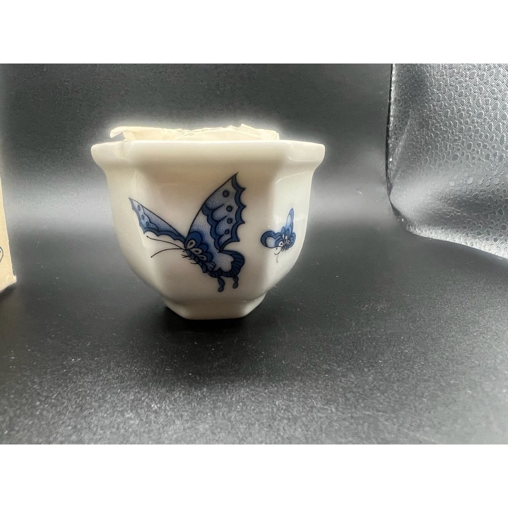 Lillian Vernon Hexagonal Chinese Bowl Ming Dynasty Style Mini 2-1/4" for Dipping